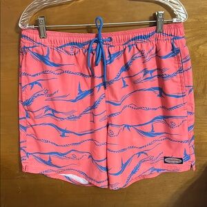 Vineyard Vines Chappy Swim Shorts Men’s Large Wave Bird Tropical Print        H